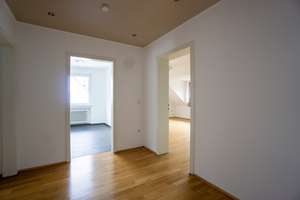 Gemütliche 2-Zimmer-Dachgeschosswohnung im Remscheider Südbezirk – Die vollständige Adresse der Immobilie erhältst du vom Anbieter., 42855 Zentralpunkt, Remscheid – Vorschaubild 5
