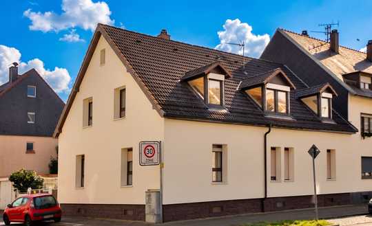 Dreifamilienhaus mit Wärmedämmung in gefragter Lage von Grünwinkel