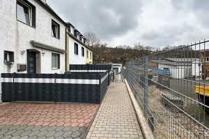Hemer-Bredenbruch - Renoviertes Reihenmittelhaus mit Einliegerwohnung, Stellplatz und Garage – Märkischer Kreis – Vorschaubild 3