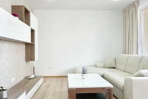 Geschmackvolle, gepflegte 2-Zimmer-Wohnung mit EBK in Lübeck – Schützenstraße 22, 23558 Lübeck – Vorschaubild 1
