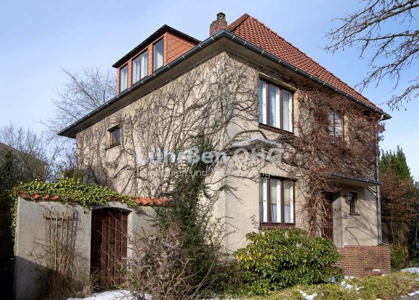 Stadtvilla mit Wintergarten am Bürgerpark - Keine Maklercourtage für den Käufer, Bremerhaven – Bild 1