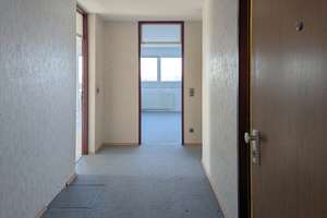 Attraktiver Preis trifft auf Potenzial! Wohnung inkl. TG-Stpl. mit Alpenblick und Dachterrassenpool! – Breslauer Straße 10, 89231 Neu-Ulm – Vorschaubild 13
