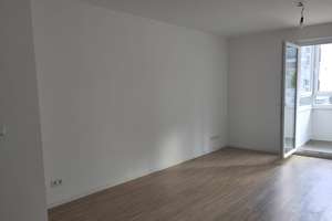 Schöne, renovierte 2 Zimmer Wohnung mit Balkon – 40229 Eller, Düsseldorf – Vorschaubild 4