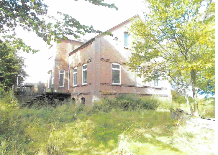 Im Rahmen der Zwangsversteigerung! Wohnhaus und ehemaliges Stallgebäude, Nordfriesland Kreis – Bild 2