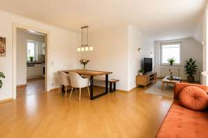 Großzügig geschnittene DG-Wohnung mit Dachterrasse & PKW-Stellplatz – Die vollständige Adresse der Immobilie erhältst du vom Anbieter., 40625 Gerresheim, Düsseldorf – Vorschaubild 4