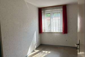 Einfamilienhaus im Herzen von Giengen – Die vollständige Adresse der Immobilie erhältst du vom Anbieter., 89537 Giengen an der Brenz – Vorschaubild 4