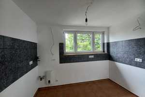 OG-Wohnung mit Balkon! – Stuttgart – Vorschaubild 2
