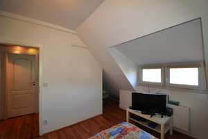 Großzügiges Reihenendhaus mit viel Platz und Charme – Die vollständige Adresse der Immobilie erhältst du vom Anbieter., 12307 Lichtenrade, Berlin – Vorschaubild 20