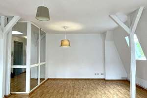 Altbau-Juwel mit Potenzial: Exklusives Dachgeschoss in Berlin-Karlshorst – Die vollständige Adresse der Immobilie erhältst du vom Anbieter., 10318 Karlshorst, Berlin – Vorschaubild 9