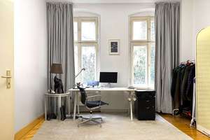 Klassischer Altbau mit Dielenboden und Balkon zwischen Prenzlauer Berg und Mitte – Die vollständige Adresse der Immobilie erhältst du vom Anbieter., 10119 Prenzlauer Berg, Berlin – Vorschaubild 3