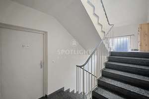 Mehrfamilienhaus in Obermenzing - 4 Einheiten zum Sanieren (od. Neubau) – Die vollständige Adresse der Immobilie erhältst du vom Anbieter., 81245 Neupasing, München – Vorschaubild 3
