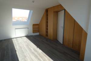 Renovierte ruhige 4-Zi. Maisonette-Whg. mit Südbalkon & Domblick mitten in Dellbrück – Kemperbachstraße 51, 51069 Dellbrück, Köln – Vorschaubild 20