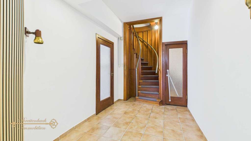 Immobilie in Lilienthal - Lilienthal - Frankenburg • Charmantes Wohn- & Geschäftshaus mit großzügigem Garten - Bild 2