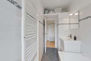 Charmante Gartenaussicht trifft modernen Wohnkomfort mit Balkon – Die vollständige Adresse der Immobilie erhältst du vom Anbieter., 14052 Westend, Berlin – Vorschaubild 15