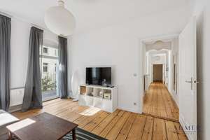 Ruhige 2-Zimmer-Altbauwohnung mit Balkon zum Innenhof – Die vollständige Adresse der Immobilie erhältst du vom Anbieter., 10245 Friedrichshain, Berlin – Vorschaubild 3
