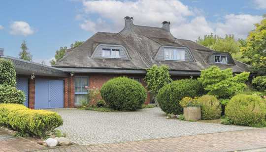 Bild von Großes Architektenhaus von 1990 in Wolfsburg-Ehmen mit Doppelgarage, 2 Terrassen, Galerie und Kamin