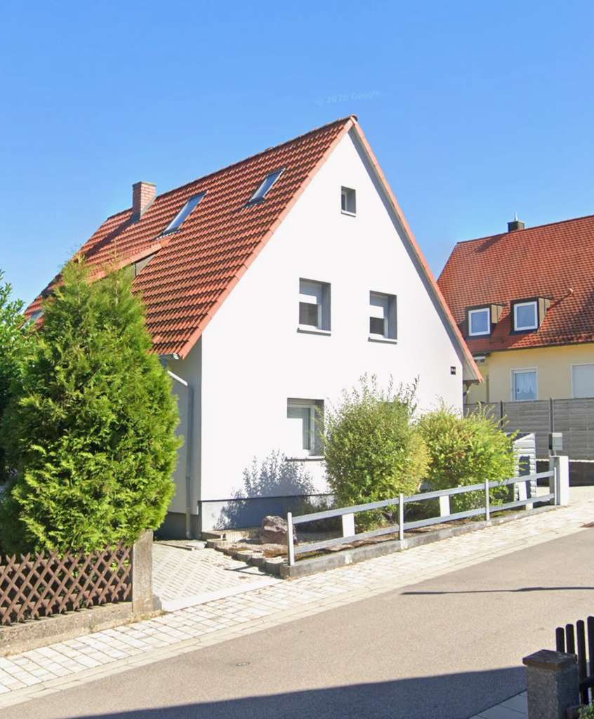 Immobilie in Insheim - Einfamilienhaus mit großem Garten, Pool und Teich in Insheim - Bild 1