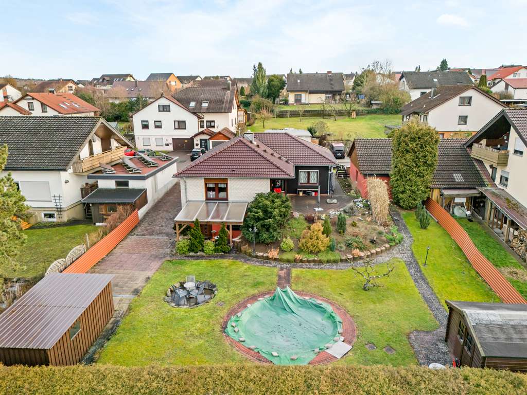 Immobilie in Niedernhall - Charmantes Einfamilienhaus mit großzügigem Grundstück in Niedernhall! - Bild 0