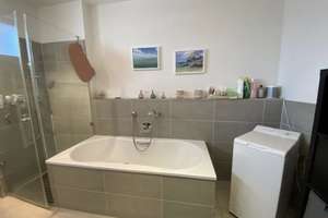 Helle 3-Zimmer-Wohnung im Fürther Zentrum mit Balkon, Parkett & Stellplatz – Rudolf-Breitscheid-Straße 35, 90762 Stadtpark, Stadtgrenze, Fürth – Vorschaubild 4