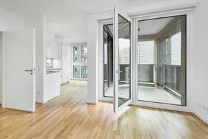 NACHMIETER GESUCHT Geschmackvolle 3 Zimmer Wohnung Hamburg HafenCity – Baakenallee 25, 20457 HafenCity, Hamburg – Vorschaubild 2