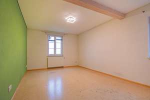 Charmantes Zweifamilienhaus in exklusiver Lage von Waldshut – Die vollständige Adresse der Immobilie erhältst du vom Anbieter., 79761 Waldshut-Tiengen – Vorschaubild 12