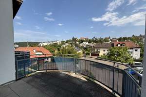 Sonnig wohnen in Stuttgart-Botnang: Charmante 2-Zimmer-Wohnung mit Balkon & Einbauküche – 70195 Botnang-Süd, Stuttgart – Vorschaubild 4