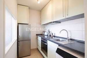 Helle 2-Zimmer-Wohnung mit Süd-Loggia, Aufzug, Stellplatz und Weitblick über Regensburg – Die vollständige Adresse der Immobilie erhältst du vom Anbieter., 93057 Reinhausen, Regensburg – Vorschaubild 5