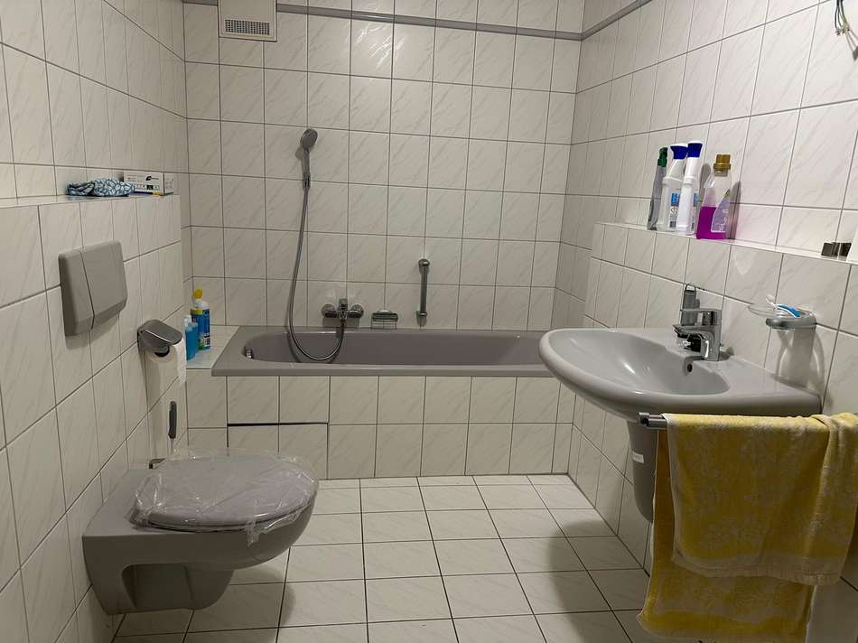 Bad Einliegerwohnung EG