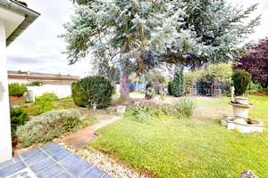 Meckenheim-Ersdorf! Freistehender Bungalow mit großem Sonnengarten und zwei Garagen! (NG 4706) – Rhein-Sieg-Kreis – Vorschaubild 3