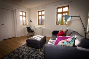 Exklusives Wohnen im Einzeldenkmal (Bj. 1904): Repräsentatives Apartment auf 4-Sterne-Niveau – Am Dorfplatz 8, 65207 Breckenheim, Wiesbaden – Vorschaubild 7