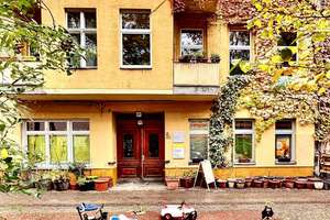 MITTENDRIN STATT NUR DABEI. BERLINER ALTBAU-FLAIR IM GRAEFE-KIEZ. – Böckhstraße 40, 10967 Kreuzberg, Berlin – Vorschaubild 2