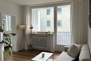 Gemütliche, ruhige 2-Zimmerwohnung in Neuhausen // Ostbalkon // EBK  // saniert – Merianstraße 30b, 80637 Dom Pedro, München – Vorschaubild 2