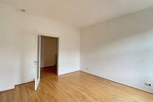 Charmante Altbau-Perle! Helle 2½-R.-Dachgeschoss-Wohnung OHNE BALKON In Rüttenscheid – Die vollständige Adresse der Immobilie erhältst du vom Anbieter., 45130 Rüttenscheid, Essen – Vorschaubild 13