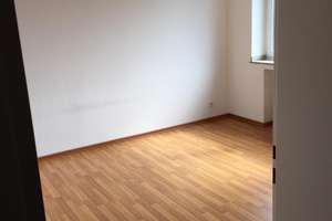 Etagenwohnung mit Saniertem Bad und Balkon – Volmerswerther Str.  76, 40221 Bilk, Düsseldorf – Vorschaubild 7