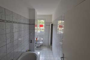 Schöne Wohnungen im Grünen .Attraktives Wohnungspaket in Potsdam Waldstadt 1 zu verkaufen – Tiroler Damm 7/10, 14478 Waldstadt I, Potsdam – Vorschaubild 4