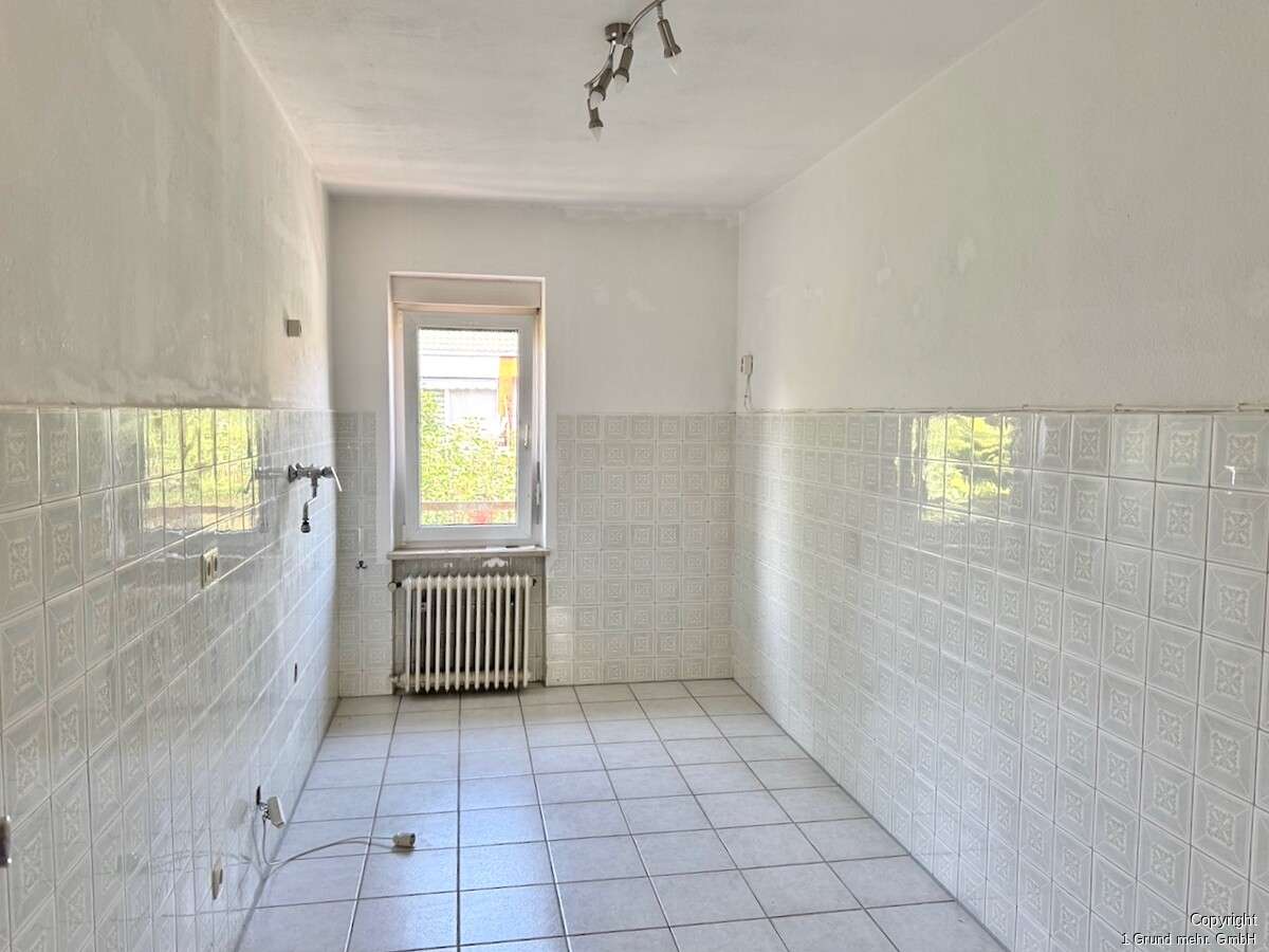 Immobilie in Feldkirchen-Westerham - Großzügige Doppelhaushälfte mit zwei Wohneinheiten und Ausbaupotential in idyllischer, naturnaher La - Bild 3