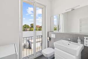 Entrée Weißensee –  Bezugsfreie Neubauwohnung mit Südwestbalkon, zwei Bädern & Aufzug – Lehderstraße 30, 13086 Weißensee, Berlin – Vorschaubild 20