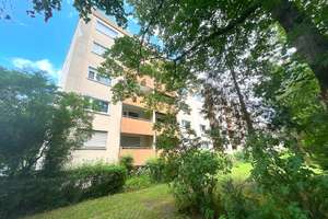 3-Zimmer-Wohnung 
mit 75 m² Wohnfläche 
und Südbalkon 
sofort zur Nutzung frei! – Die vollständige Adresse der Immobilie erhältst du vom Anbieter., 90449 Röthenbach West, Nürnberg – Vorschaubild 2