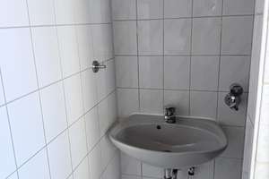 Altbaucharm, 3 Zimmer, inkl. EBK. auch als WG geeignet – Stromberstr. 17, 70188 Ostheim, Stuttgart – Vorschaubild 4