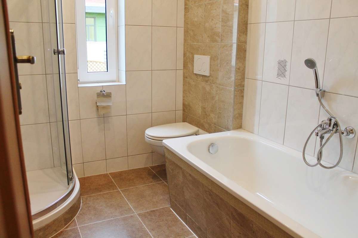 Immobilie in Radebeul - Haushälfte zur Selbstnutzung - PLUS Kapitalanlage in Radebeul (3 bereits sanierte Wohnungen!) - Bild 7