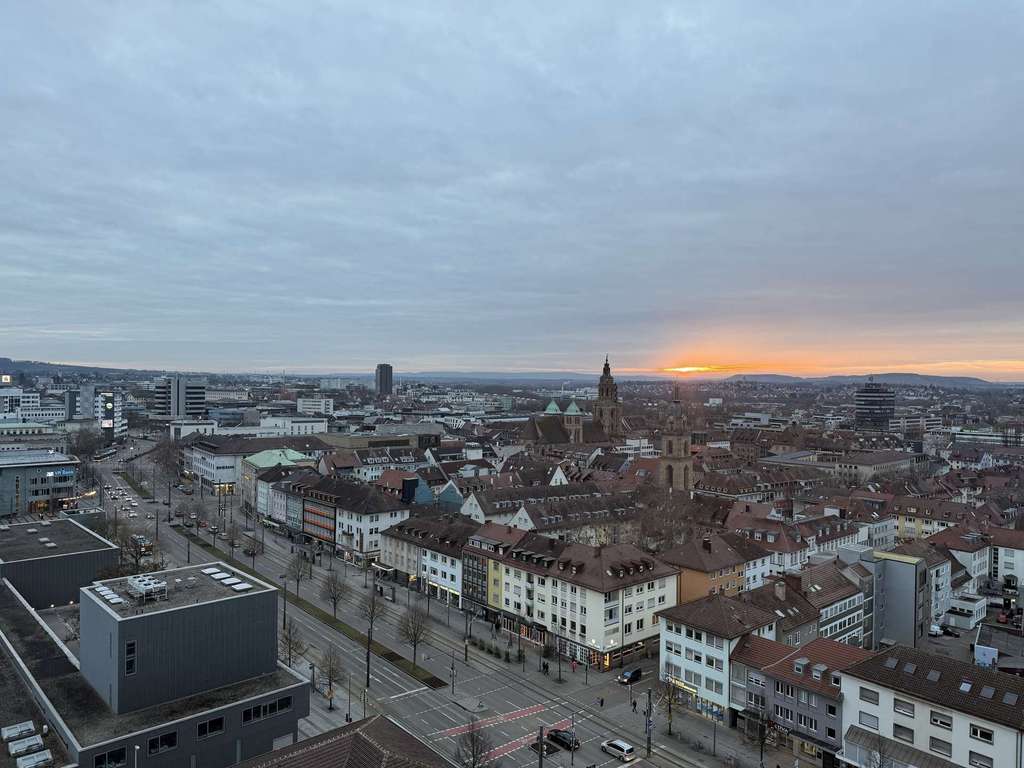 Immobilie in Heilbronn - ! Über den Dächern von Heilbronn ! - Leerstehende 1-Zimmer-Wohnung in Stadtmitte! - Bild 0