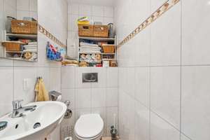 Attraktive, vermietete 2,5 Zimmerwohnung mit Stellplatz und Loggia in zentraler Lage von Darmstadt – Die vollständige Adresse der Immobilie erhältst du vom Anbieter., 64287 Darmstadt-Nord, Darmstadt – Vorschaubild 10