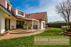 Helle Landhaus-Villa mit großem Garten in Berg am Starnberger See – Die vollständige Adresse der Immobilie erhältst du vom Anbieter., 82335 Berg – Vorschaubild 1