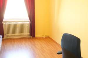 Großzügige 5-Zimmer-Wohnung mit sonniger Dachterrasse in ruhiger Hinterhoflage. – Die vollständige Adresse der Immobilie erhältst du vom Anbieter., 76137 Südstadt, Karlsruhe – Vorschaubild 8