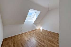 Erstbezug nach Kernsanierung: Gemütliche 3-Zimmer-DG-Wohnung in München-Trudering - WE 7 – 81825 Waldtrudering, München – Vorschaubild 8
