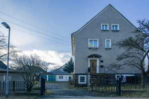 Frei für Ihre Ideen: Ein- oder Zweifamilienhaus mit gewerblichem Raum – Sächsische Schweiz-Osterzgebirge (Kreis) – Vorschaubild 2