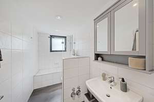 Krefeld-Verberg/Stadtwald! Exklusive Souterrain-Wohnung in moderner 4-Parteien-Architektenvilla – Die vollständige Adresse der Immobilie erhältst du vom Anbieter., 47802 Verberg, Krefeld – Vorschaubild 12