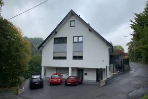 Exklusive klimatisierte Masionettewohnung mit hochwertiger Küche und Loggia
