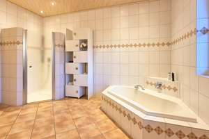 Property thumbnail 17