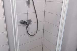 St. Peter ! Nestchen unterm Dach, 1-Zimmer-App., 19 m², Laminat, ohne Balkon, 4.OG ohne Aufzug – Die vollständige Adresse der Immobilie erhältst du vom Anbieter., 90478 Glockenhof, Nürnberg – Vorschaubild 7
